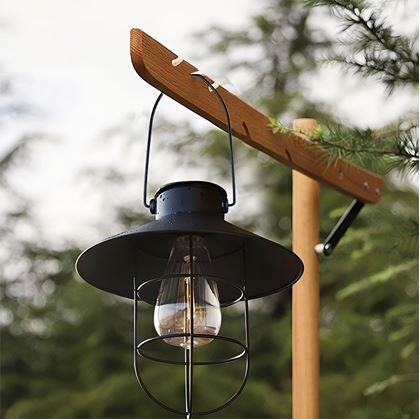 Obrázok z Solárna závesná retro lampa na záhradu