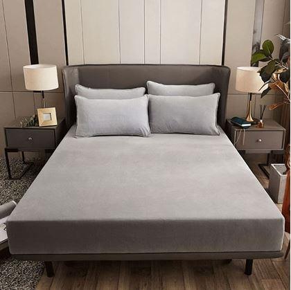 Obrázok z Mikroplyšové prestieradlo 90 x 200 cm  - svetlo šedé