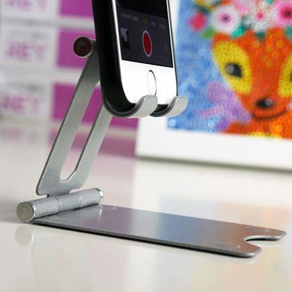 Obrázok z Kovový držiak na mobil - strieborný