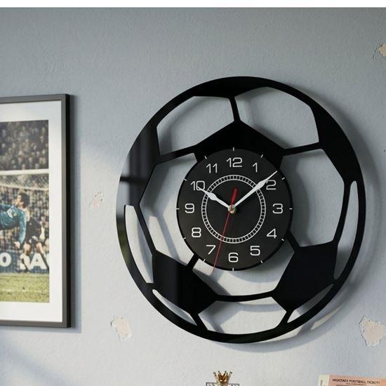 Obrázok z nástenné hodiny - futbal