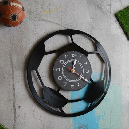Obrázok z nástenné hodiny - futbal
