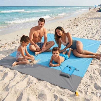 Obrázok Plážová podložka s kolíkmi odolná voči vode a piesku 2x2 m modrá