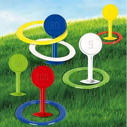 Obrázok z Hra hádzania krúžkov s kolíkmi do zeme