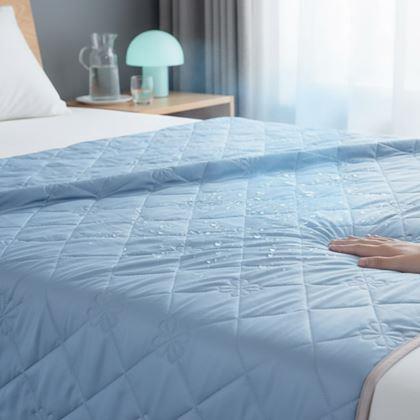 Obrázok z Chladiaca prikrývka na spanie