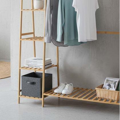 Obrázok z Drevený stojan na oblečenie s policami a vešiakom - šírka 130 cm