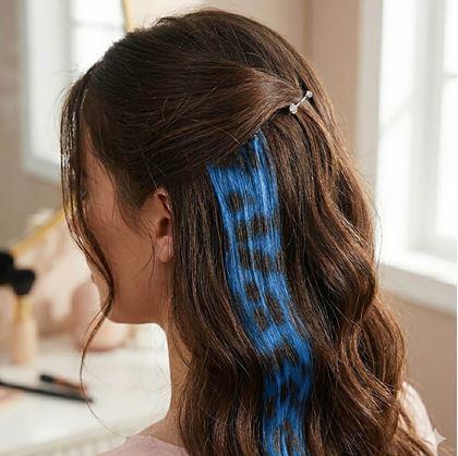 Obrázok z Farebný clip in pramienok 45 cm, umelý medvedí chvost -  modrý