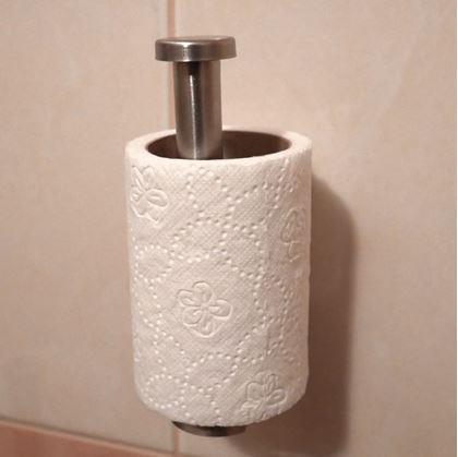Obrázok z Samolepiaci nerezový držiak na toaletný papier