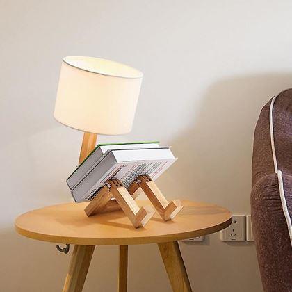 Obrázok z Drevená stolná lampa panáčik