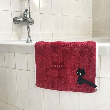 Obrázok z Uterák s mačkou 50x25 cm  -  červený