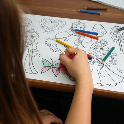 Obrázok z Lepiteľné omaľovánky v rolke 3 m + pastelky  -  princezné