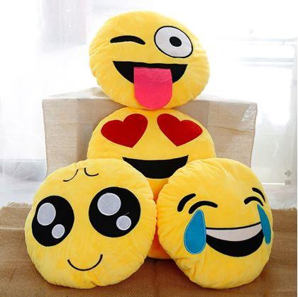 Obrázok z Vankúš Emoji  -  zamilovaný